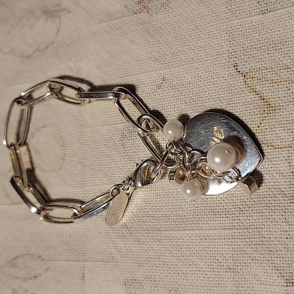 Jennifer lopez bracelet